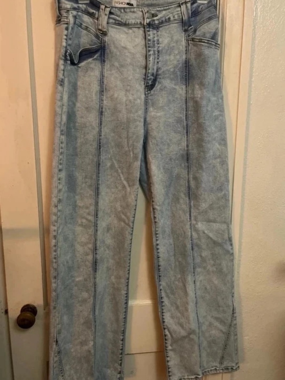 Fashion Nova Light Wash Jeans- Vertical Seam Detail